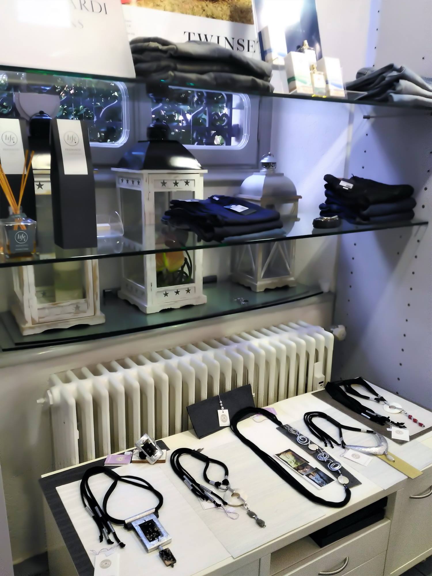Den Design Jewels