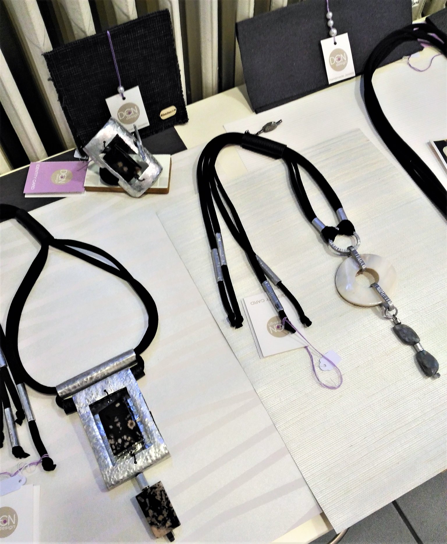 Den Design Jewels