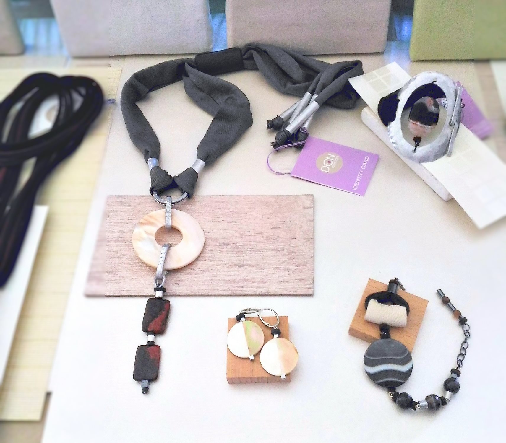 Den Design Jewels