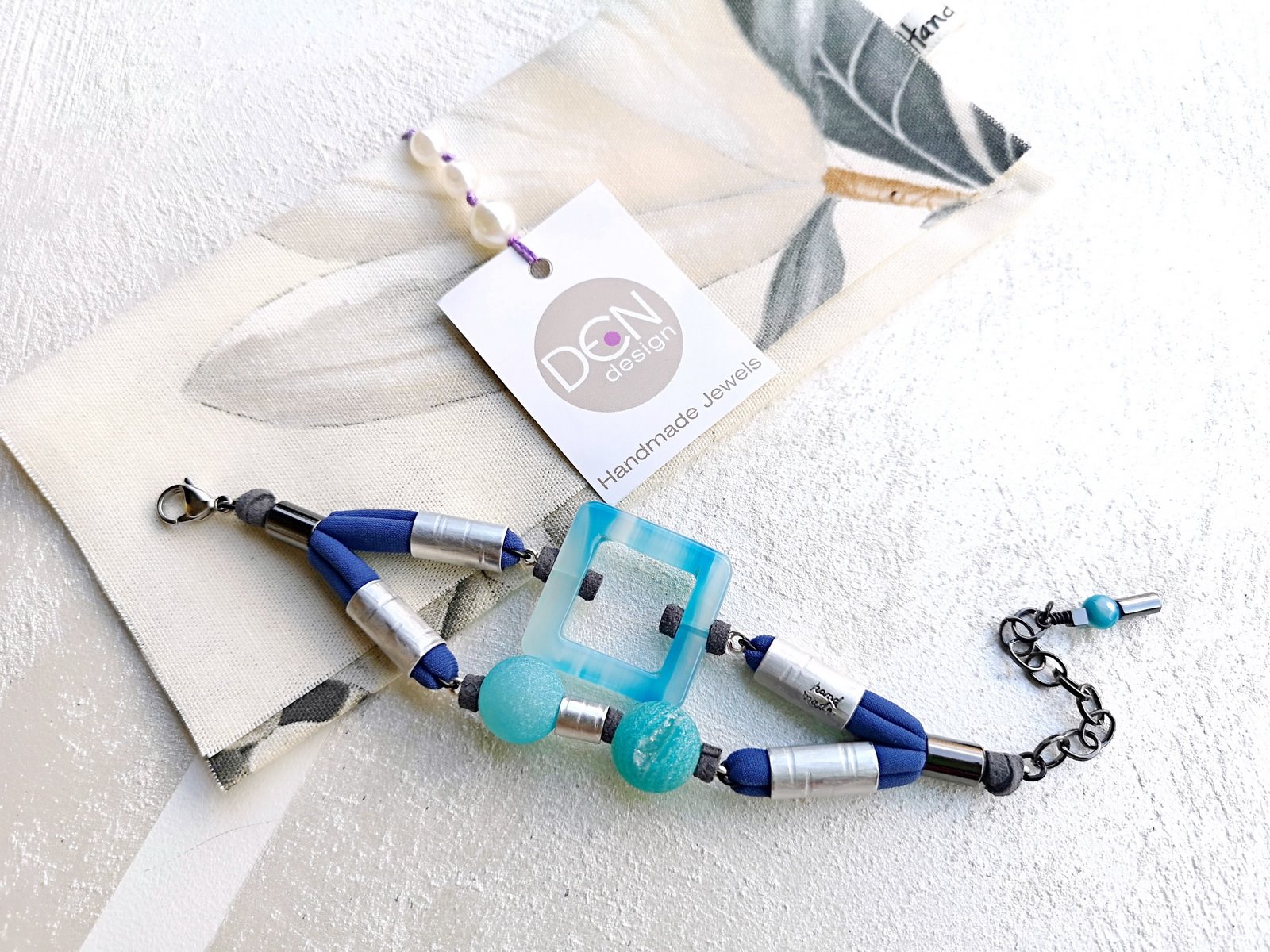 Den Design Jewels