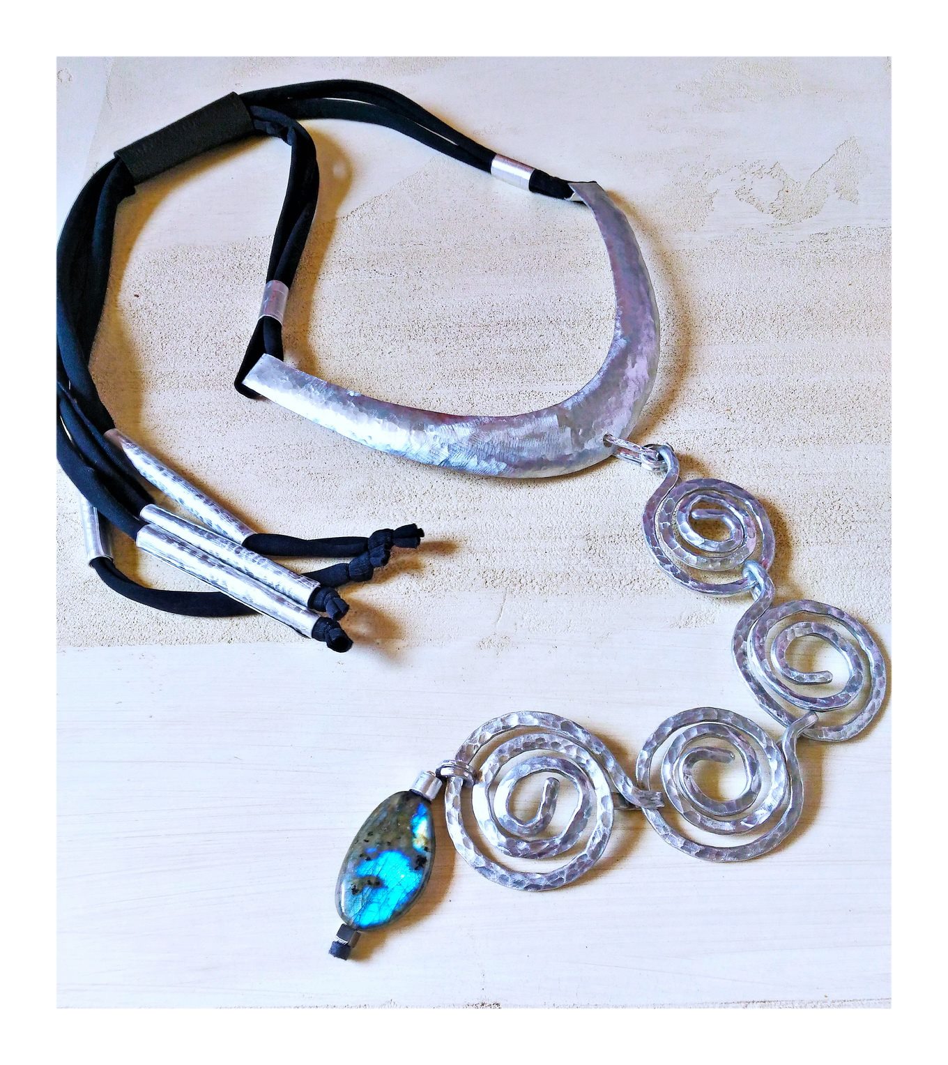 Den Design Jewels