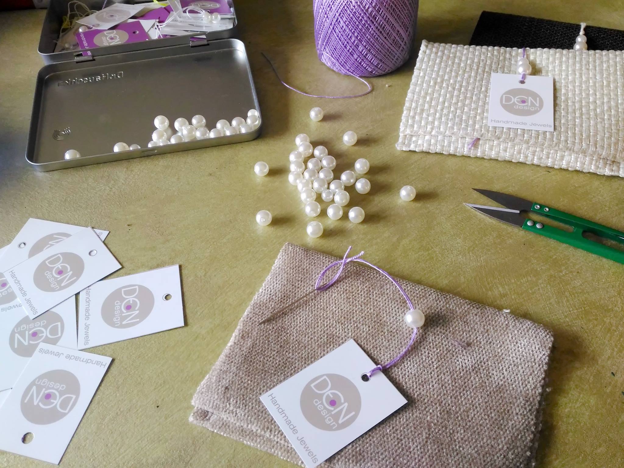 Den Design Jewels